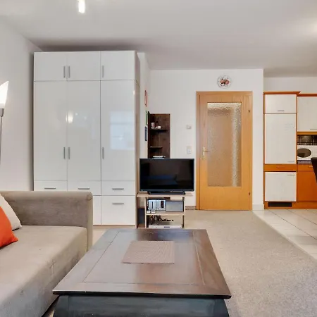 Comfortable Apartment In Zell Am See Near Forest *